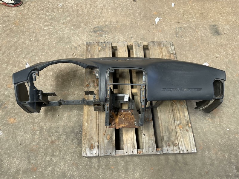 1999-2004 CHEVROLET CHEVY CORVETTE DASH DASHBOARD PANEL TRIM HEAD UP DIPLASY OEM