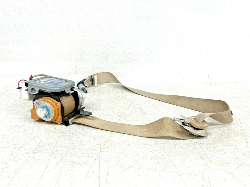 ⭐2011-2012 INFINITI QX56 FRONT RIGHT PASS SIDE SEAT BELT RETRACTOR OEM LOT2670