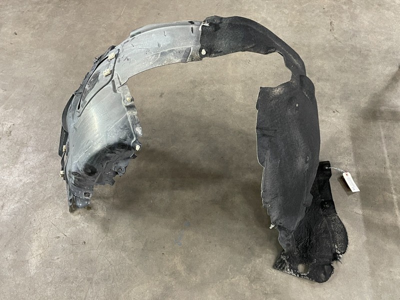⭐2012-2018 BMW 6-SERIES FRONT RIGHT PASS SIDE FENDER LINER SPLASH GUARD LOT2412