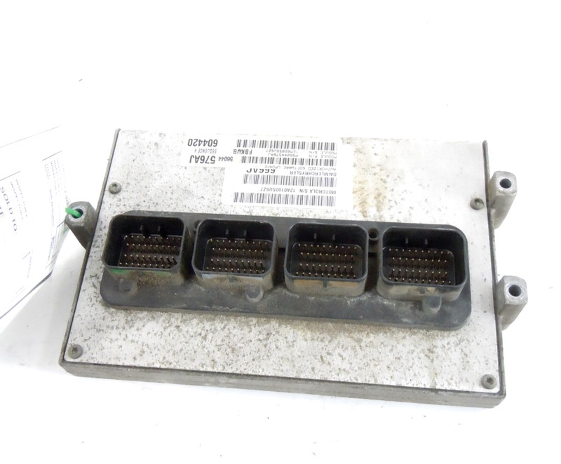 2005 05 Jeep Liberty 3.7L Engine Control Module Auto Trans OEM 56044576AJ