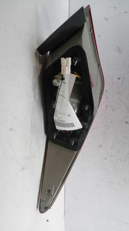 2013 Hyundai Sonata Right Tail Light Assembly Black OEM Used 435654