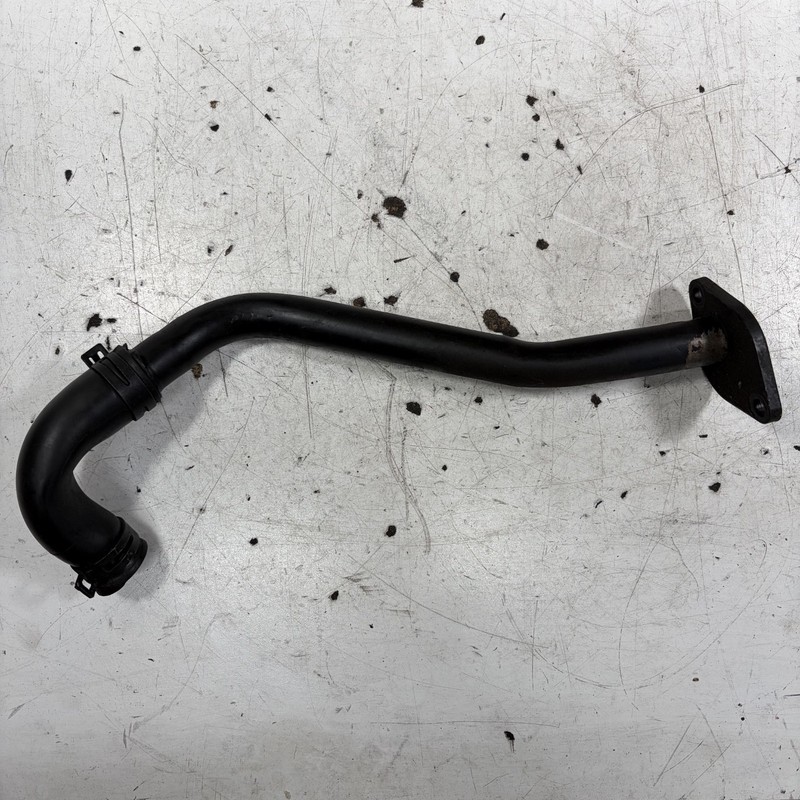 98 Isuzu Rodeo Engine PCV Pipe OEM