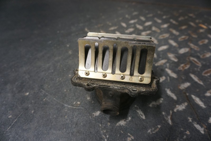 2002-04 Summit MXZ 500/600/700/800 Ski-Doo OEM Carburetor Socket Boot Reed Ass'y