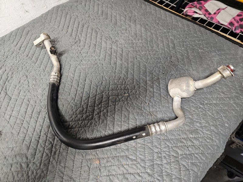 13-16 Ford Escape 2.0LA/C Air Conditioner Suction Line Hose CV61-19N602-FE OEM