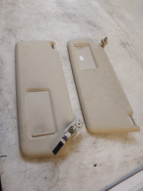 2009-2017 Volkswagen Tiguan Driver & Passenger Side Sun Visor Pair Set Gray oem