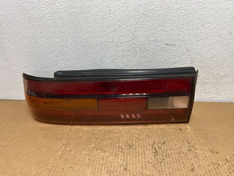 1992 to 1994 Lexus ES300 ES330 Left Driver Side Tail Light ad1134 DG