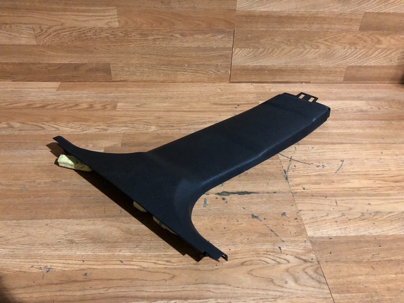 BMW OEM F10 528 535 550 M5 RIGHT SIDE LOWER B PILLAR PANEL COVER BLACK 11-16