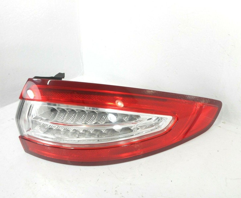 Ford Fusion S SE Hybrid S SE Quarter Tail Lamp Passenger Right OEM 2013-2016