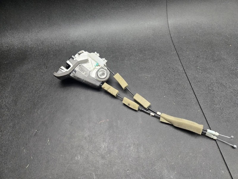 Rear Right Door Lock Latch 2019 Honda CR-V 72610-TLA-A01 2017 2018 2020 - 2022