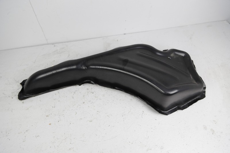 2016 - 2020 BMW X1 F48 FRONT RIGHT PASSENGER SIDE FENDER INSULATOR SEAL PAD OEM