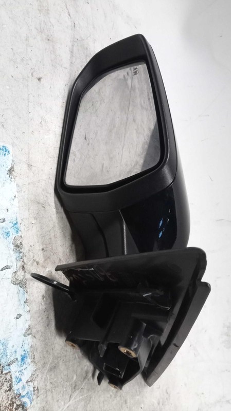 Used Left Door Mirror fits: 2016 Chevrolet Malibu Power VIN Z 4th digit New Styl