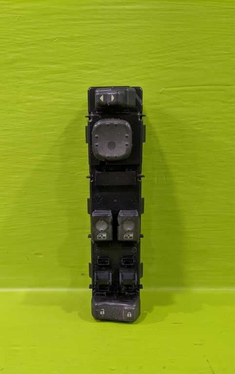03-07 SIERRA SILVERADO 3500 DRIVER MASTER WINDOW LOCK MIRROR SWITCH OEM 3883-9