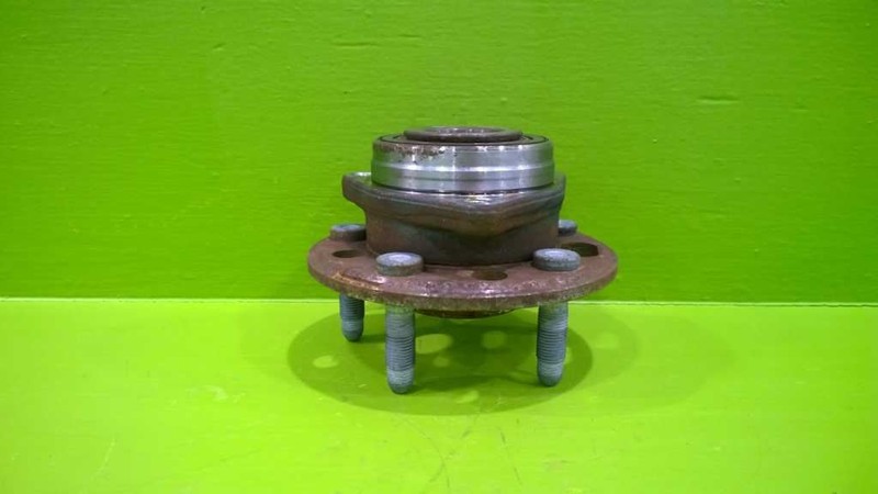 13 14 15 16 CHEVY MALIBU LT 2.5L AT LEFT REAR WHEEL HUB OEM 2505-78