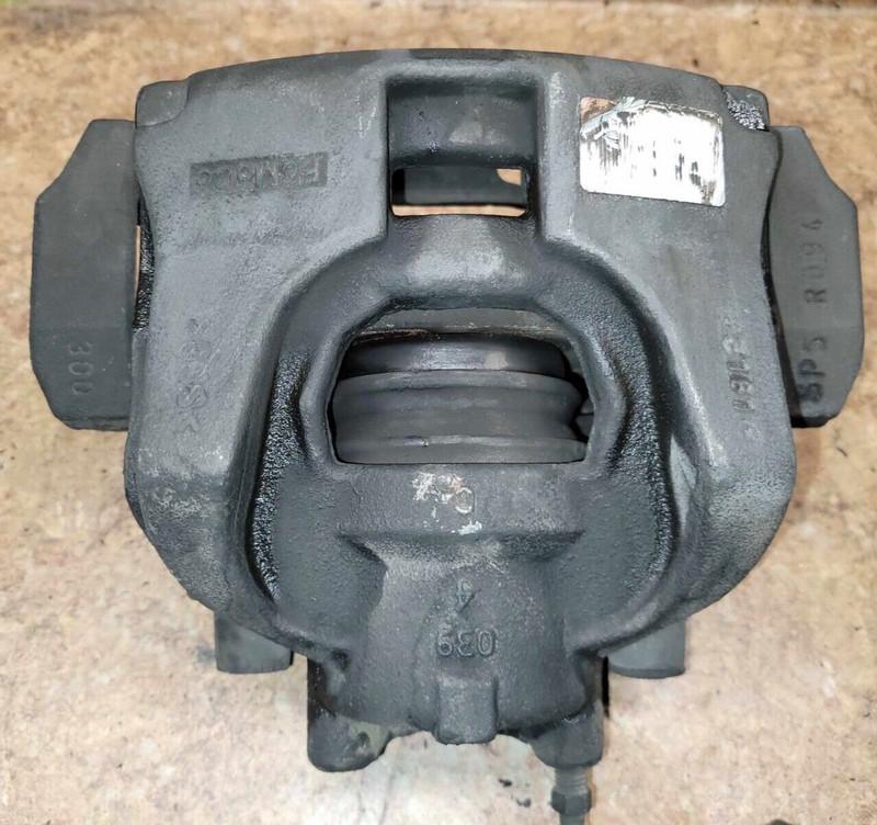 2016 Ford Fusion 2.0L 2.5 1.5 Right Front Disk Brake Caliper Passenger Side OEM
