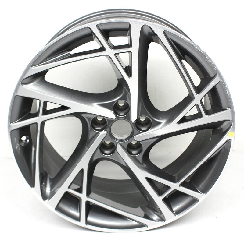 OEM Rear 20 Inch Alloy Wheel For Genesis G90 52914-T4215, Scratches/Nicks
