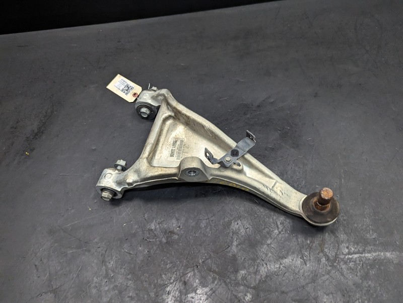 Rear Right Upper Control Arm 2018 Nissan Pathfinder 55501-3JA0B 2016 2017 - 2020