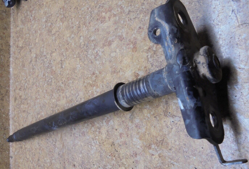 1997 Honda TRX300 TRX 300 Fourtrax 4X4 Steering Stem Shaft Handlebar Column 1999