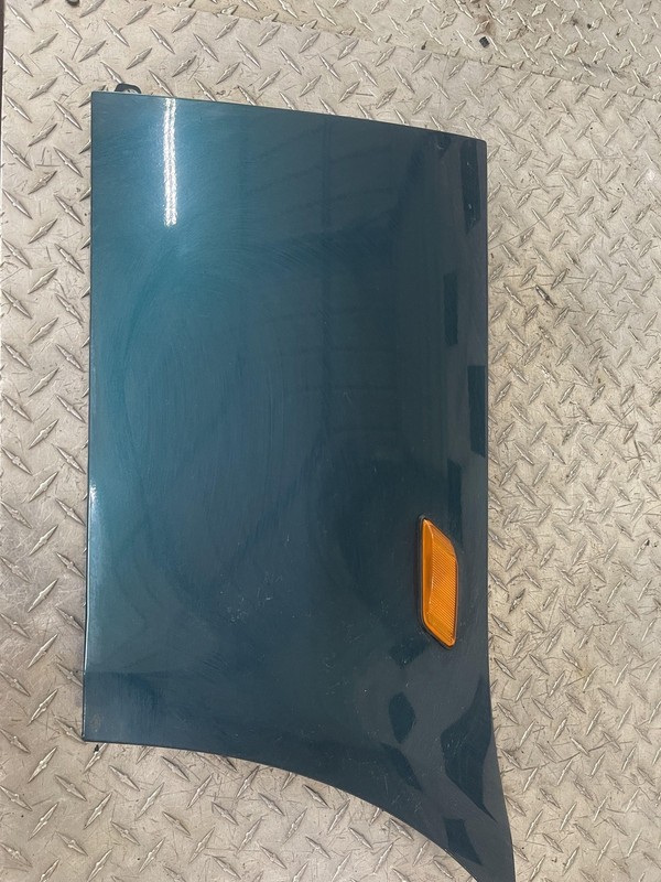 1996 - 2002 BMW Z3 Roadster Front Passenger RH Fender Boston Green 275