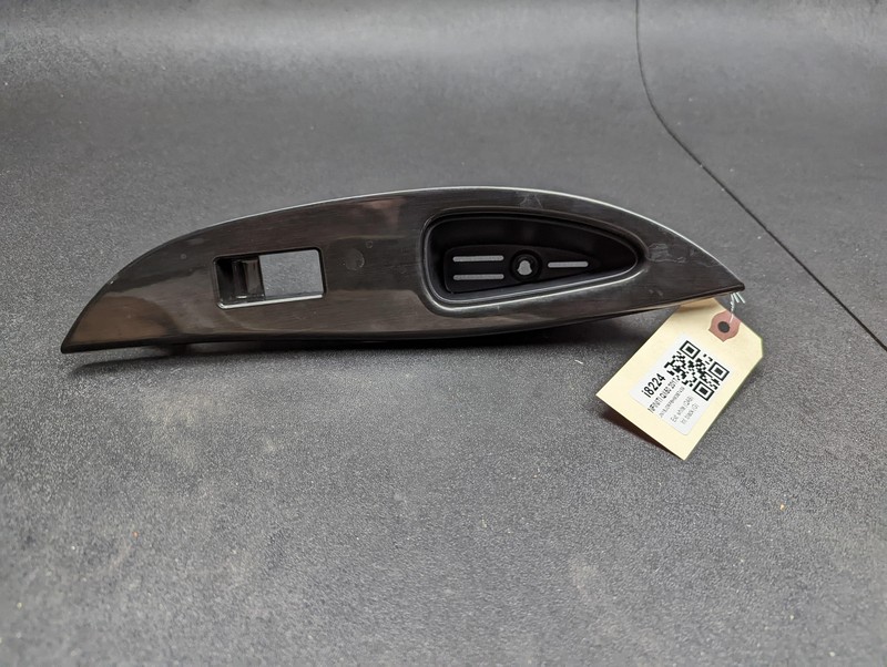 Rear Right Door Power Window Switch Bezel 2017 Infiniti QX50 82960-3WU0A 15 16