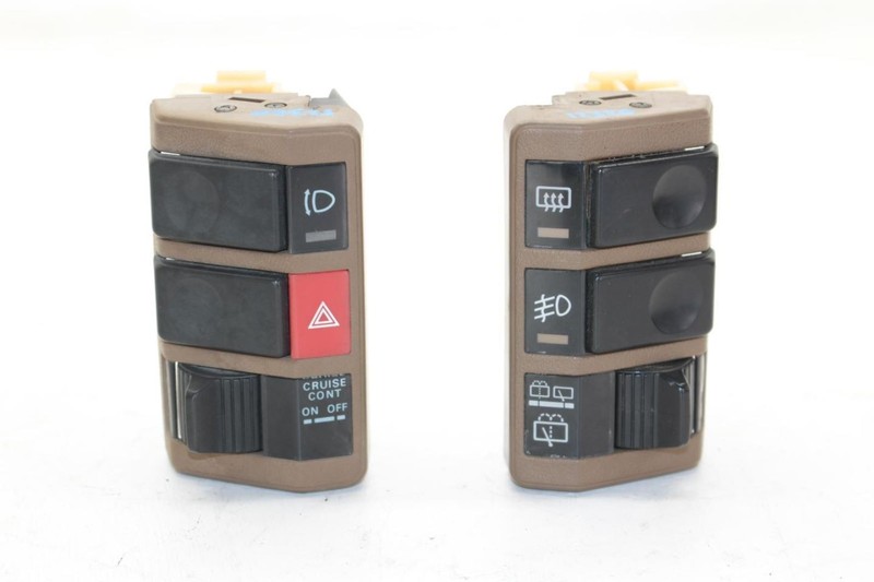84-87 Nissan 300ZX Z31 Pair of Brown Dash Switch Pods