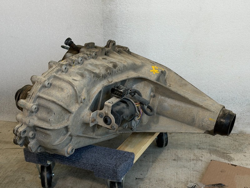 2021 Dodge Ram 2500 Transfer Case Assembly OEM105K MILES #023