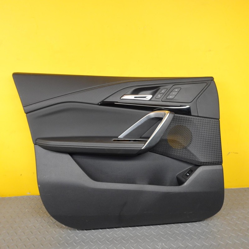 2024-2026 BMW X2 U10 FRONT LEFT DOOR CARD TRIM PANEL BLACK LEATHER OEM 158577
