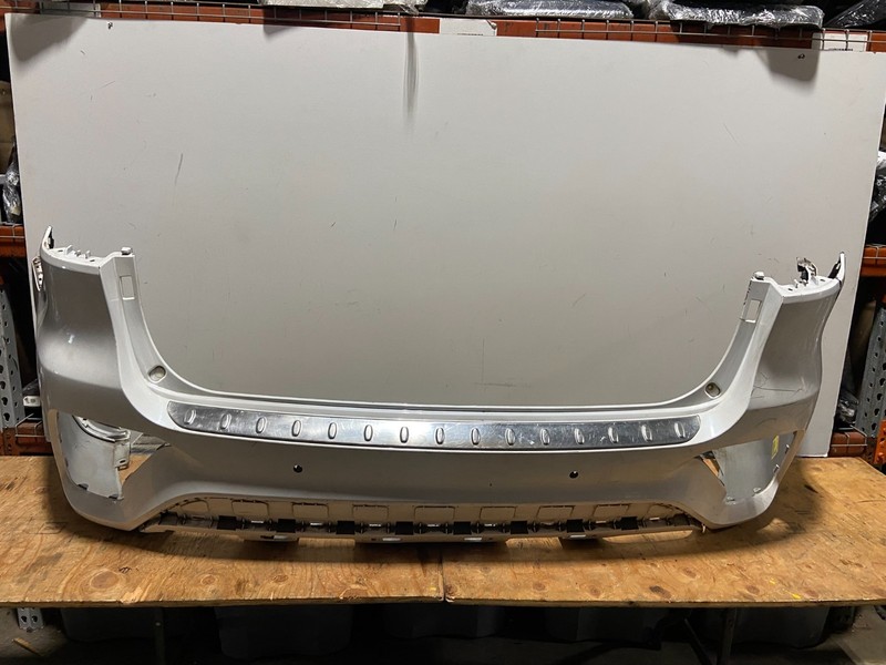 Damaged 2019 to 2020 Kia Sorento Rear Bumper Cover 86610C6510 P1953 PS