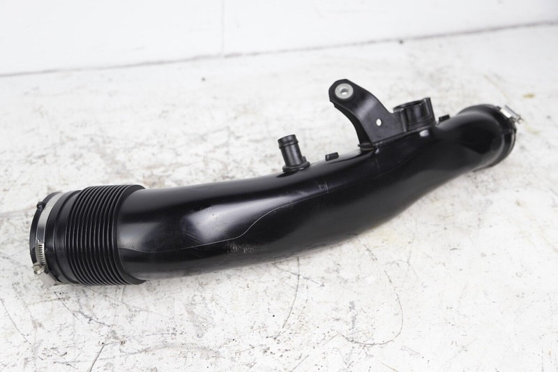 BMW 535i Air Cleaner to Intercooler Duct Pipe OEM Used 2011-2016 7583726