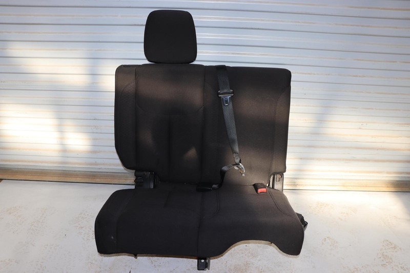 2013-2017 JEEP WRANGLER SPORT 4DR REAR RIGHT SIDE SEAT CLOTH OEM