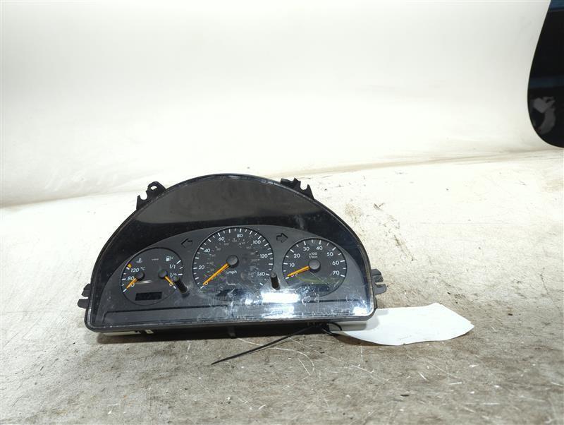 2004 Mercedes ML-Class Speedometer Gauge Black OEM 1635409311 239K Miles