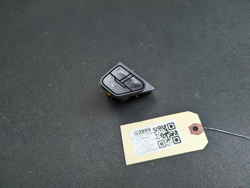 Front Right Seat Heater Switch 2019 GMC YUKON XL 84127770 2015 2016 2017- 2020