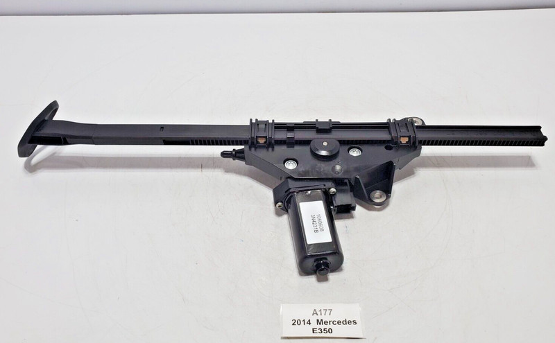 ✅10-17 OEM Mercedes C207 E350 E400 Right Passenger Side Seat Belt Adjuster Motor