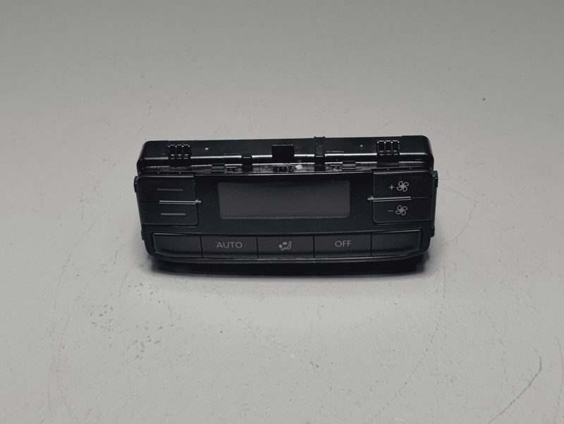 2018-2024 VOLKSWAGEN ATLAS CENTER CONSOLE HVAC AIR CONDITIONER CONTROL PANEL OEM