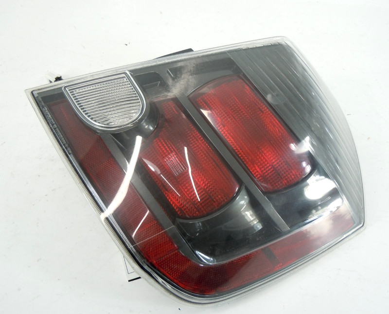 10-12 Nissan Sentra 2.0L Quarter Panel Mounted Tail Light Passenger Right OEM