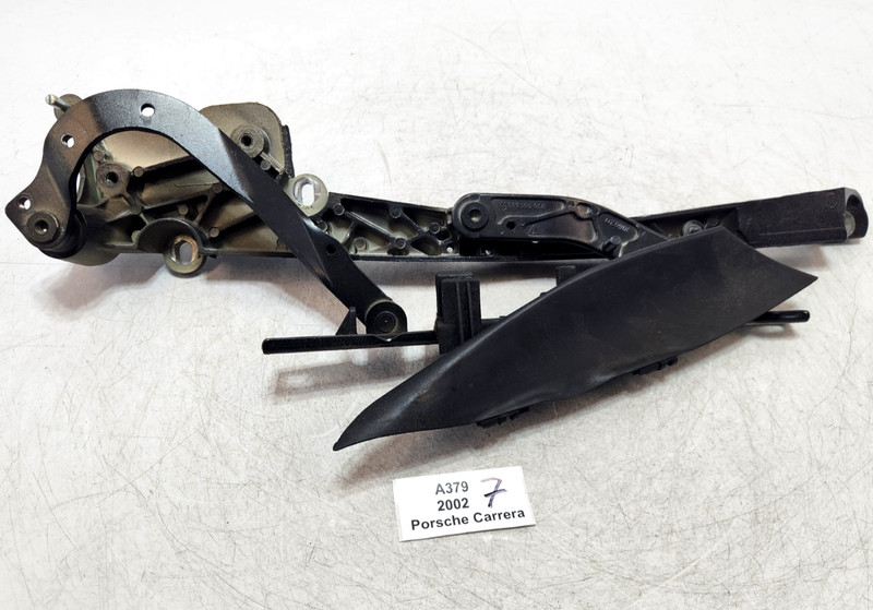 ✅ 99-04 OEM Porsche Carrera 911 996 Rear Right Passenger Convertible Roof Hinge