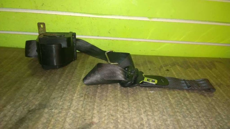 00 COUGAR 2.5L AT PASSENGER RIGHT FRONT SEAT BELT RETRACTOR OEM 1468-9