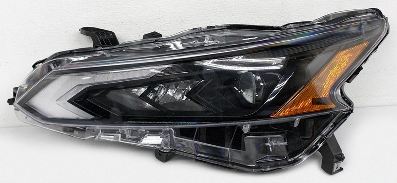 OEM Left Driver Side LED Headlamp For Nissan Altima 26060-9HF0C