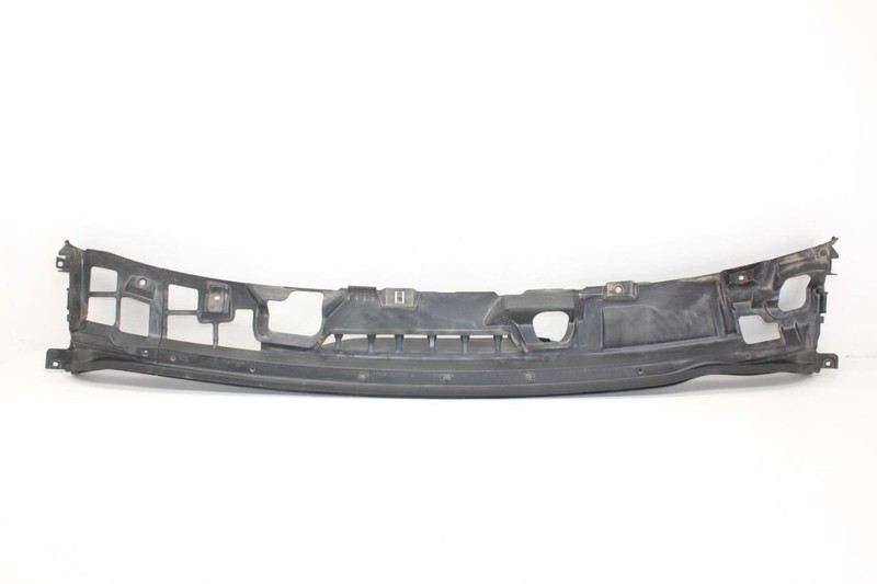 07-14 Toyota FJ Cruiser 4.0L Lower Windshield Wiper Cowl 5570835090