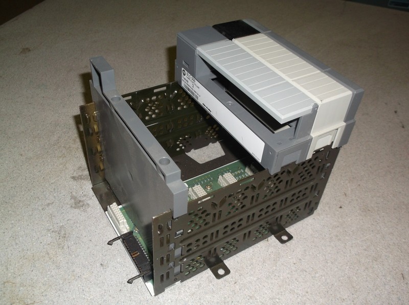 Allen Bradley 1746-A4 4-Slot Rack with Modules SLC500 Ser. B *FREE SHIPPING*
