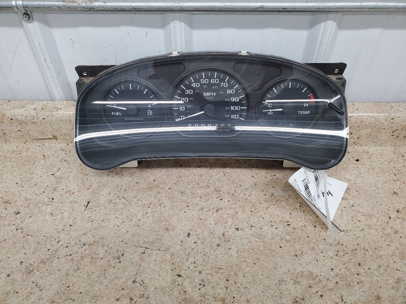 Speedometer Cluster US ID 10306663 Fits 01 VENTURE 302434