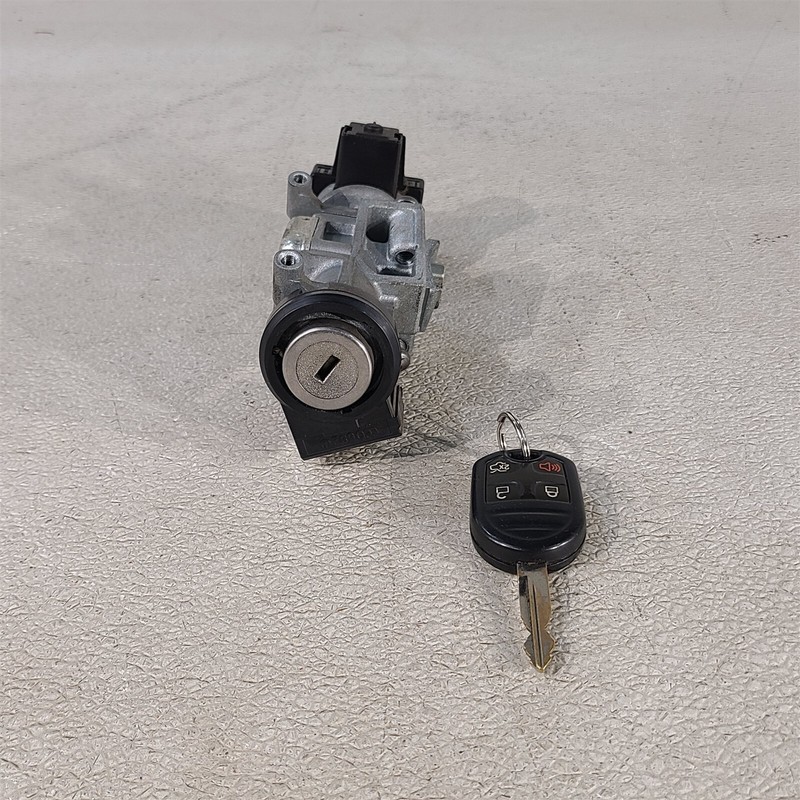 10-14 Ford Mustang GT Ignition Cylinder W/ Key Aa7485