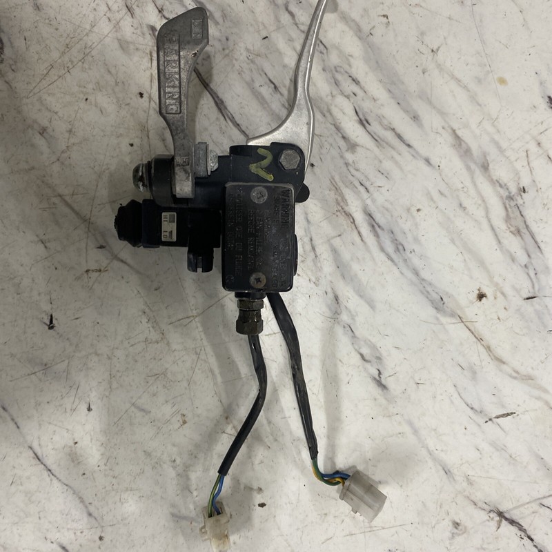 1999 - 2001 YAMAHA MOUNTAIN MAX 700 MM700 Hydraulic brake Master Cylinder 2