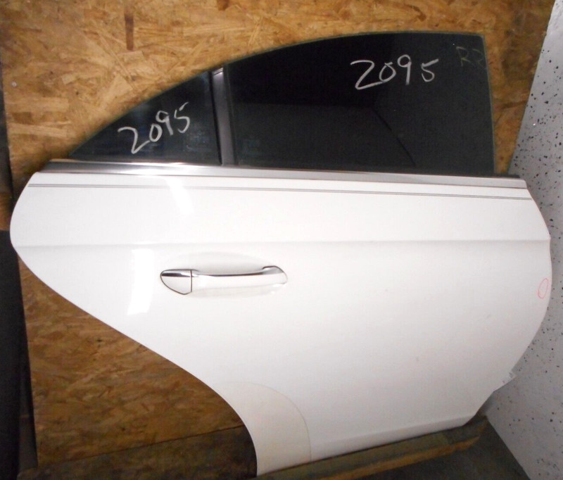 06 Mercedes Benz CLS500 Rear Door Right Passenger White OEM CLS550 CLS63