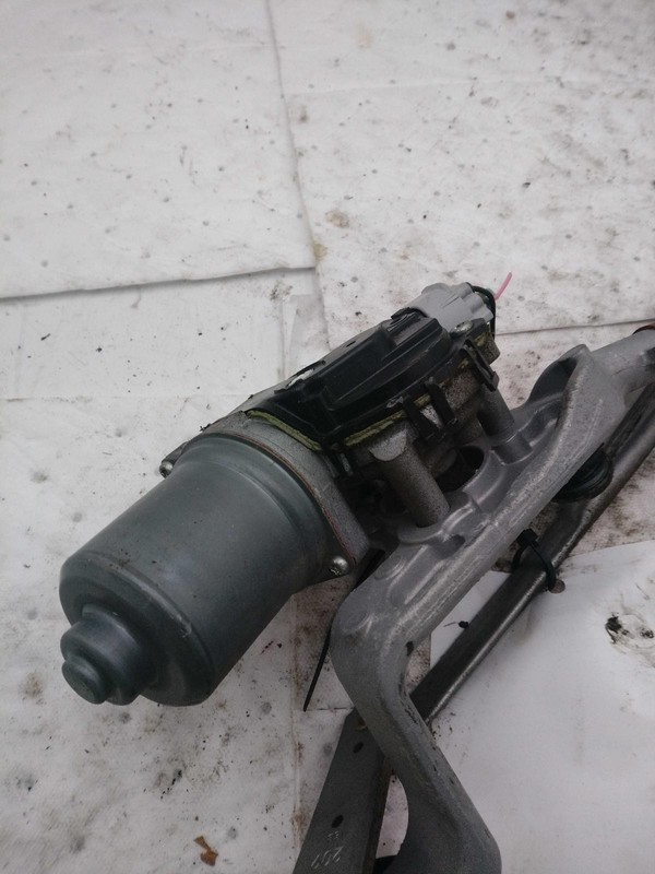 Used Windshield Wiper Motor fits: 2018 Subaru Xv crosstrekGrade B