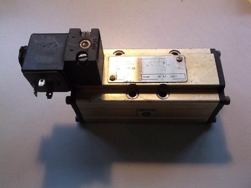 Ross W847 800W Pneumatic Valve Assembly *FREE SHIPPING*