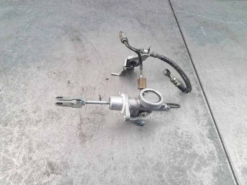 2015 Subaru WRX STiOEM Clutch Master Cylinder #0578 G7