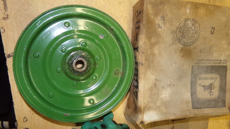 John Deere A6-26123-A Gear, 32H1472 *Free Shipping*