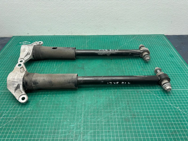 17-20 JAGUAR XE REAR LEFT RIGHT SIDE AIR SUSPENSION SHOCK ABSORBER PAIR OEM