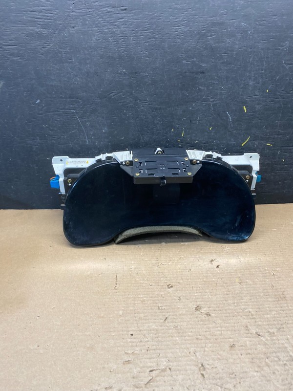 2004 Cadillac Seville Deville Instrument Speedometer Cluster Gauge S6589 DG