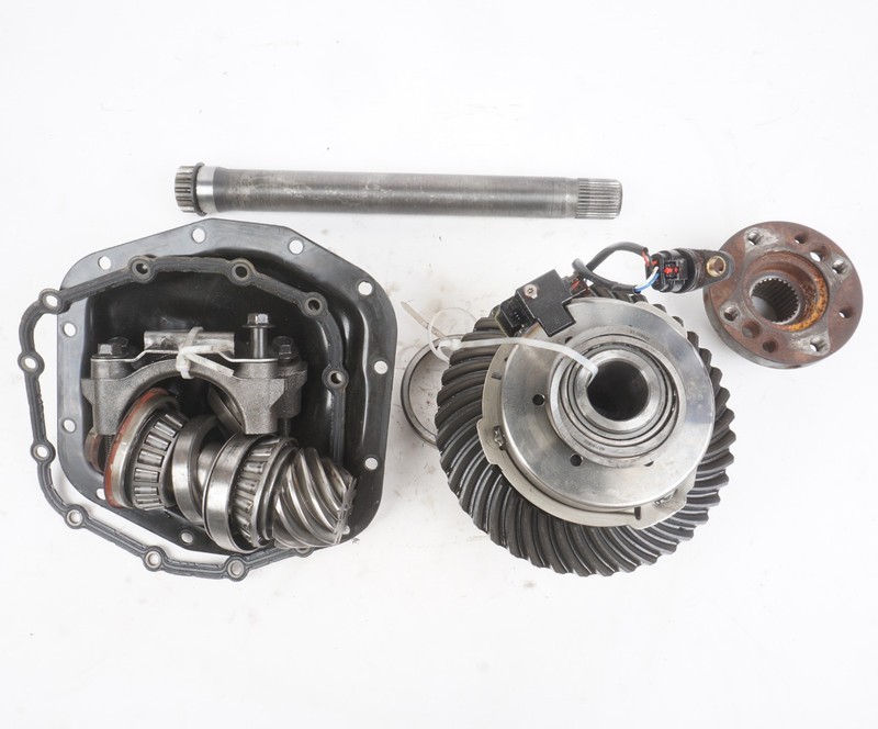 18 - 24 Jeep Wrangler 2.0L Front E Locker Differential Carrier OEM